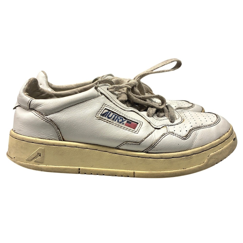 Autry Medalist Low Leather Sneakers Mens 8 White Vintage Distressed Court Shoes